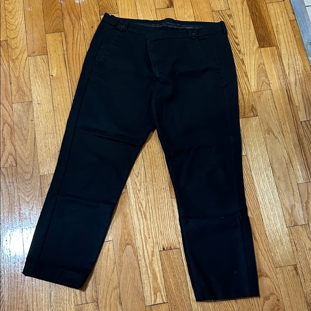 Zara Black Cropped Pants